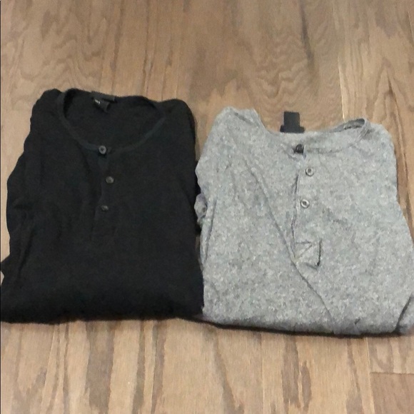Men medium long sleeve shirt both for $10 - Picture 1 of 3